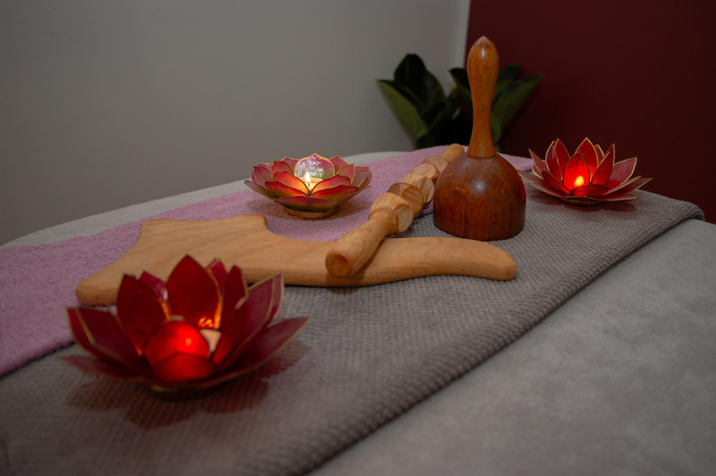 lettino, particolare della sala massaggi