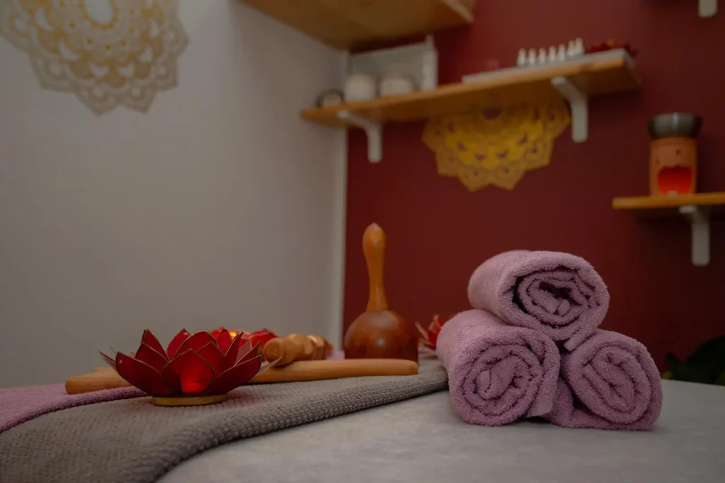 lettino, particolare della sala massaggi
